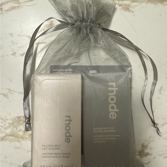 RHODE Skincare Essentials in Silver Bag - Picture 4 of 4
